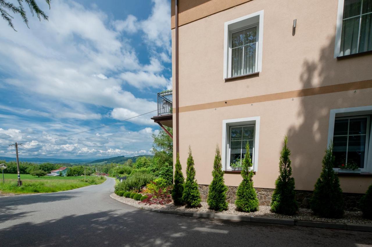 Ow Sorrento Hotell Bystrzyca Kłodzka Exteriör bild