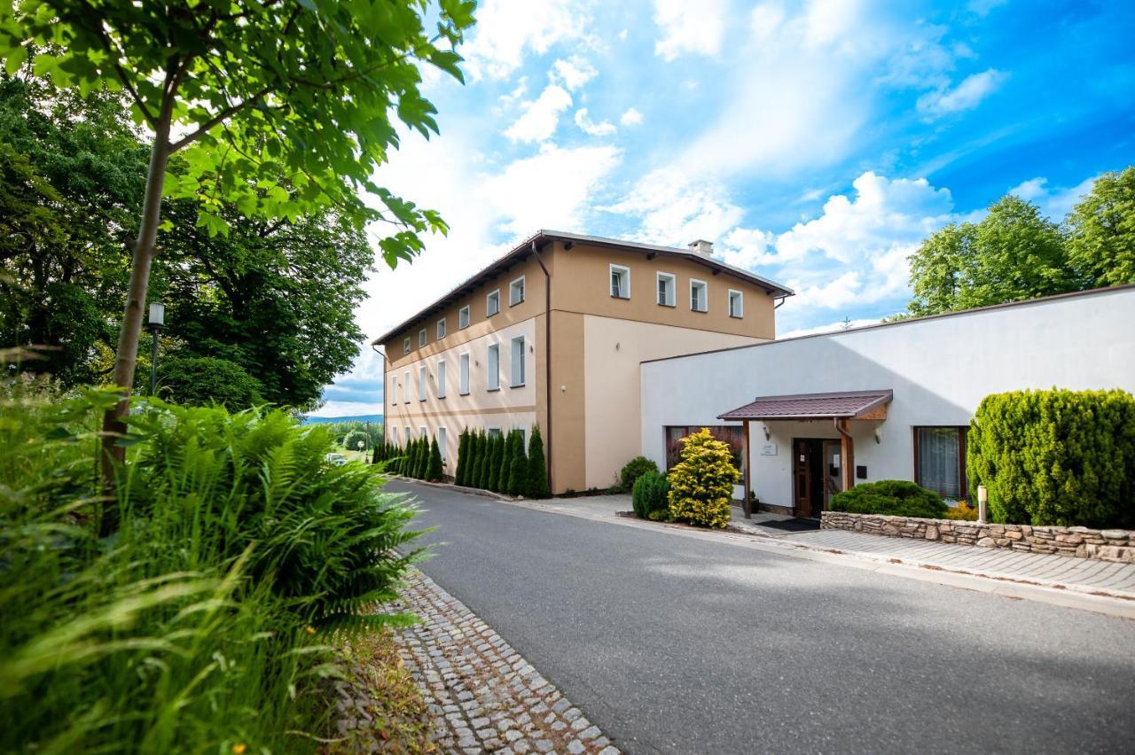 Ow Sorrento Hotell Bystrzyca Kłodzka Exteriör bild